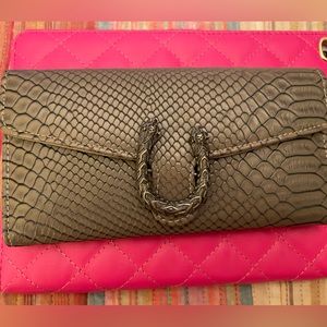 Taupe pleather Snakeskin wallet holds a lot of cards and space for change money
